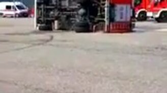 Провал пожарного на учениях - смотреть видео (0:26)