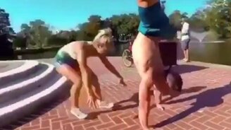 Когда хотели повторить трюк - смотреть видео (0:36)