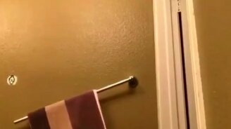 Дайте "Оскар" полотенцу! - смотреть видео (0:15)