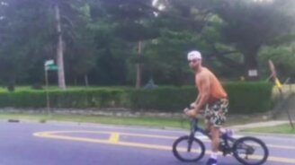 Лучшее наказание для пижона - смотреть видео (0:25)