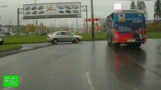 Провалы водителей автобусов - смотреть видео (7:48)