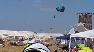 Торнадо на фестивале - смотреть видео (1:18)