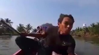 Как лодку превратить в метеор - смотреть видео (1:10)