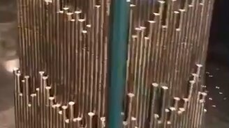 Миллион из рублёвых монет - смотреть видео (0:39)