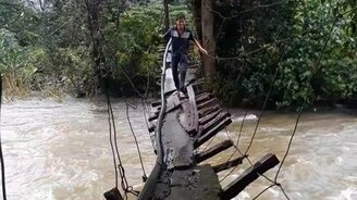 Экстремальный мостик над горной рекой - смотреть видео (0:22)