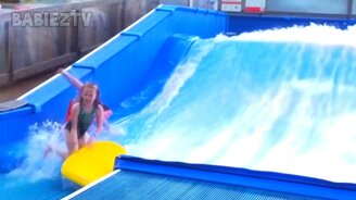 Самые смешные моменты с детьми на воде - смотреть видео (10:40)