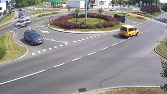 Грациозный переворот авто - смотреть видео (0:20)