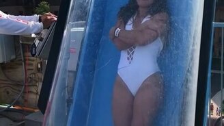 Безумно экстремальный спуск - смотреть видео (0:50)