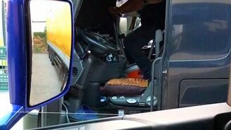 Как размяться в фуре - смотреть видео (0:11)