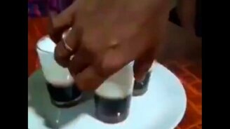 Перемешиваем коктейль - смотреть видео (0:59)