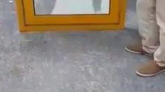 Песок вместо шторы на окне - смотреть видео (2:08)