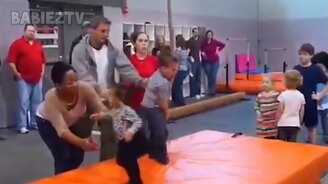 Сборник юмора от детишек - смотреть видео (10:22)