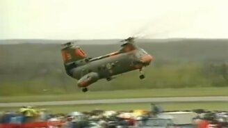 Пятёрка невероятных трюков на вертолёте - смотреть видео (10:28)
