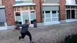 Прыжок далёкий и высокий - смотреть видео (0:17)