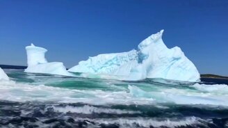 Зрелищные перевороты айсбергов - смотреть видео (10:24)