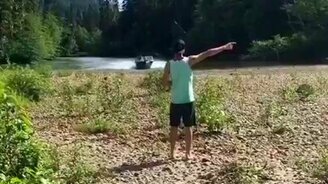 Переезд через островок на катере - смотреть видео (0:30)