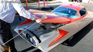 Как в прошлом видели машины будущего - смотреть видео (7:08)