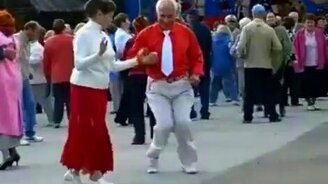 Все танцуют - смотреть видео (3:48)