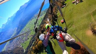 Когда надоело просто летать на параплане - смотреть видео (2:49)