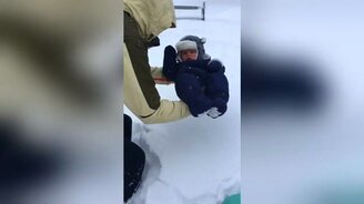 Ну, папаня даёт! - смотреть видео (0:07)