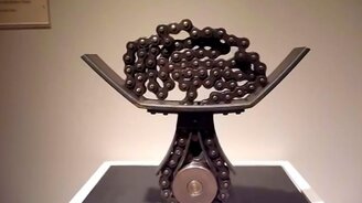 Пять экспонатов, способных двигаться самостоятельно - смотреть видео (10:18)