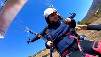 Безумные параглайдеры - смотреть видео (2:02)