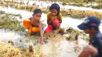 Как дети живут без интернета - смотреть видео (10:09)