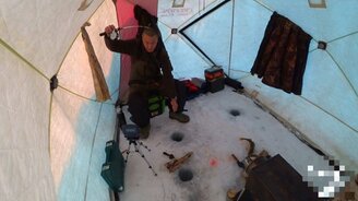 Как рыба утащила удочку - смотреть видео (0:42)