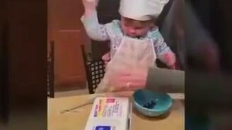 Маленький кулинар - смотреть видео (0:29)