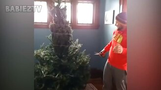 Безумные праздничные приколы - смотреть видео (10:24)