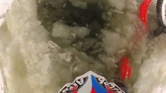 Провал мотоцикла на льду - смотреть видео (1:03)