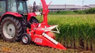 Интересные тракторные агрегаты - смотреть видео (8:15)