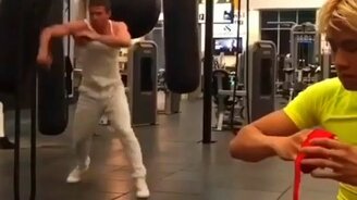 Когда хочется выпустить пар - смотреть видео (0:23)