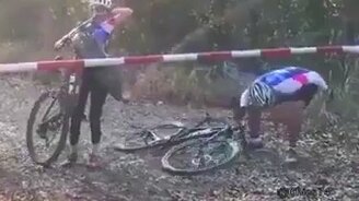 Женская логика не ищет лёгких путей - смотреть видео (0:37)