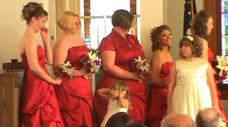 Приколы с детьми на свадьбе - смотреть видео (10:17)