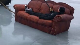 Когда устал играть в хоккей - смотреть видео (0:56)