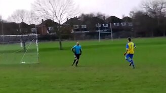 Безумные футбольные промахи - смотреть видео (3:43)