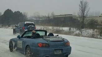 Зимой на кабриолете - смотреть видео (0:22)