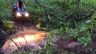 Как опрокинуть квадроцикл - смотреть видео (0:55)