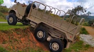 Вездеходный грузовик - смотреть видео (1:57)