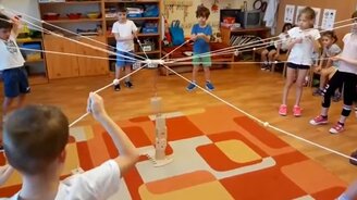 Оригинальная игра для детей - смотреть видео (0:39)