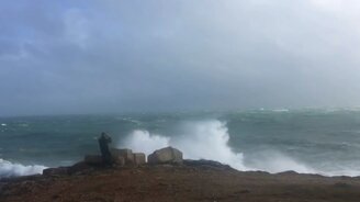 Трудности во время шторма - смотреть видео (10:11)