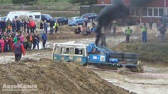 Экстрим по грязи на грузовиках - смотреть видео (13:47)