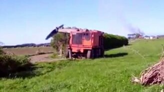 Смертельный агрегат - смотреть видео (1:46)