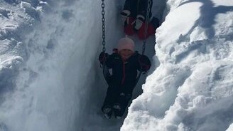 Вот у нас сколько снега - смотреть видео (0:08)