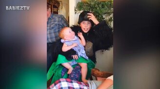 Малыши, испугавшиеся масок - смотреть видео (10:03)