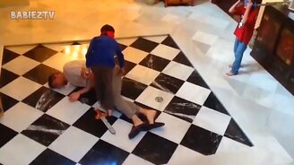 Приколы с резвыми мальчишками - смотреть видео (10:09)