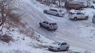 Гололёд этой весной - смотреть видео (2:56)