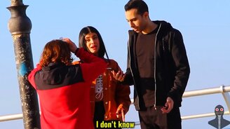 Это вы на фотографии? - смотреть видео (3:58)