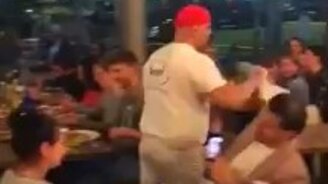 Мастер раскатки теста - смотреть видео (2:25)